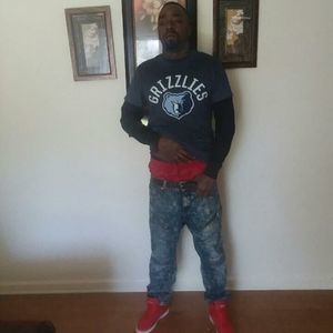 Meet your Posher, Larry